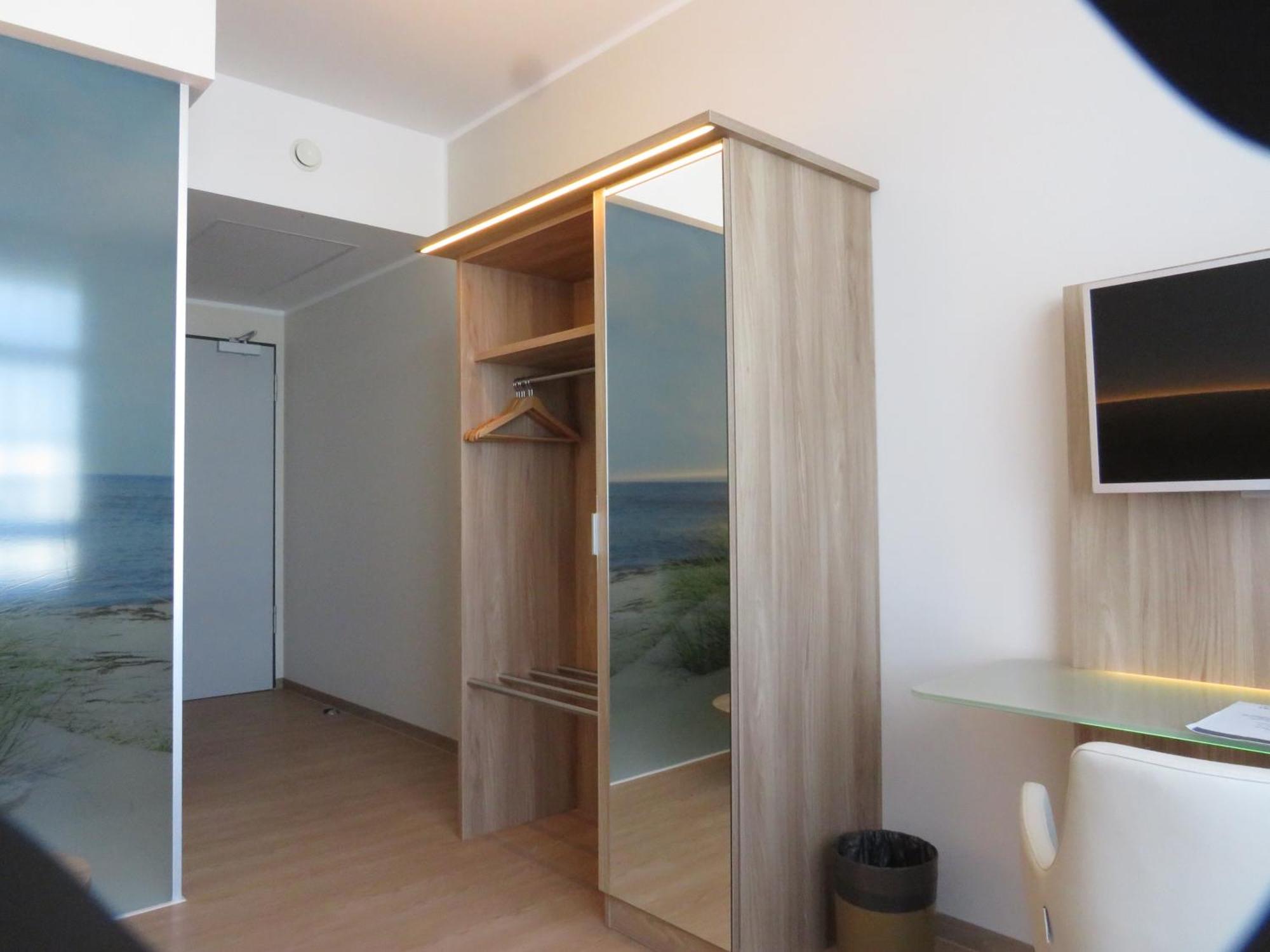 Dlrg Tagungszentrum Hotel Delphin Bad Nenndorf Buitenkant foto