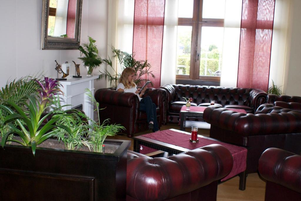 Dlrg Tagungszentrum Hotel Delphin Bad Nenndorf Buitenkant foto